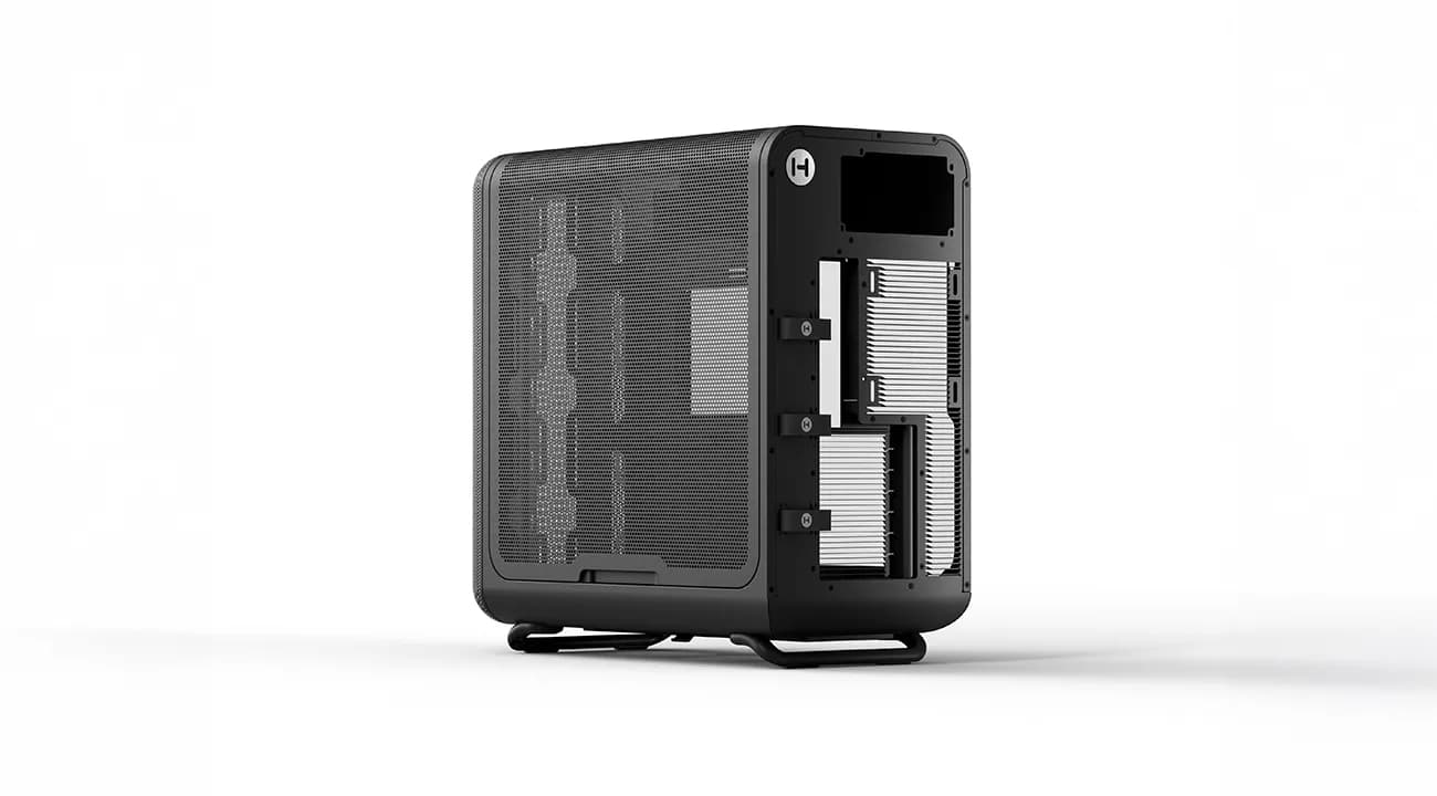HYTE X50 Black 1