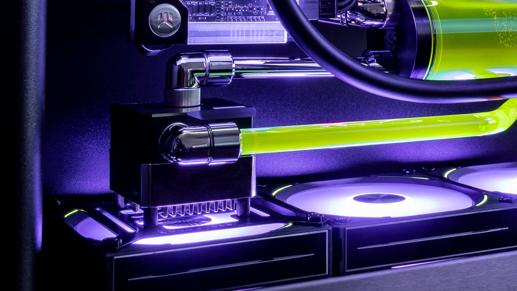 Beginner's Guide to Custom Liquid Cooling HYTE